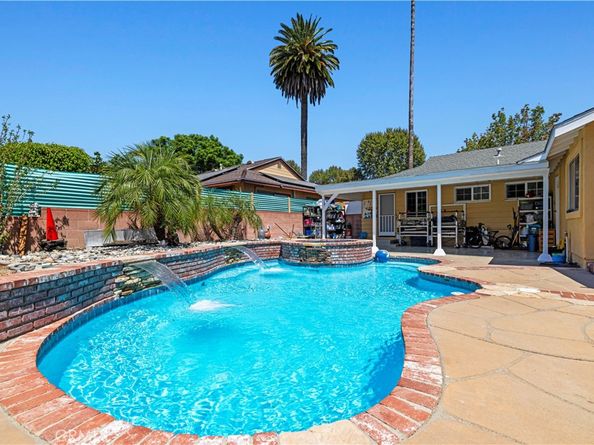 7463 Mason Avenue, Winnetka CA 91306