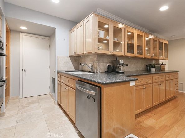 10633 Kinnard Avenue 1, Los Angeles CA 90024