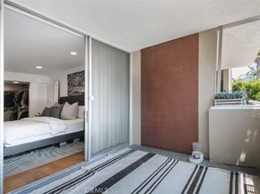 10633 Kinnard Avenue 1, Los Angeles CA 90024