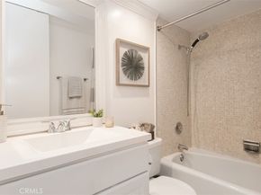 10633 Kinnard Avenue 1, Los Angeles CA 90024