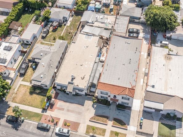 3025 Edgehill Drive, Los Angeles CA 90018