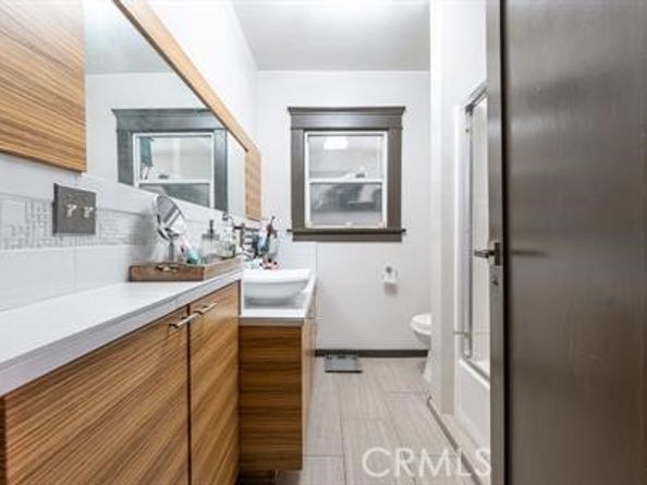 3025 Edgehill Drive, Los Angeles CA 90018