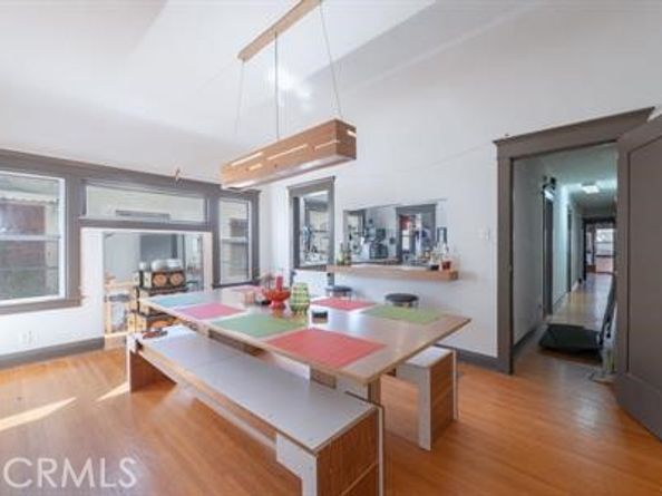 3025 Edgehill Drive, Los Angeles CA 90018