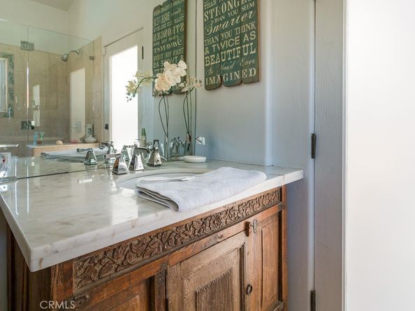 3524 Grand View Boulevard, Los Angeles CA 90066