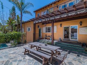 3524 Grand View Boulevard, Los Angeles CA 90066