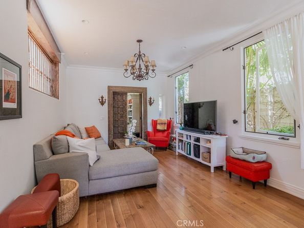 3524 Grand View Boulevard, Los Angeles CA 90066