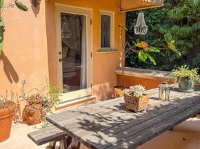 3524 Grand View Boulevard, Los Angeles CA 90066