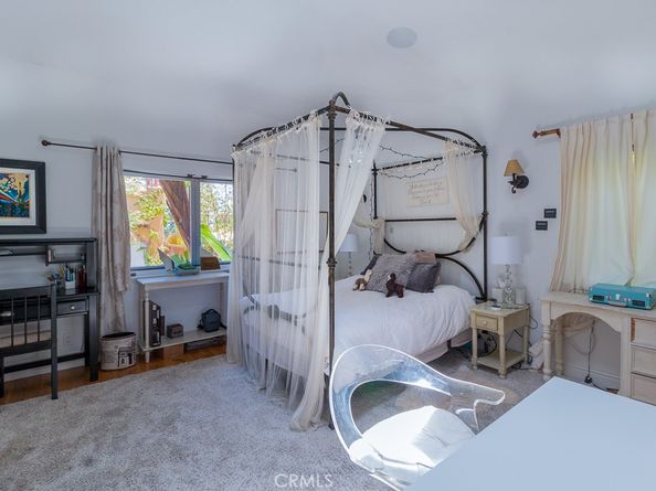 3524 Grand View Boulevard, Los Angeles CA 90066