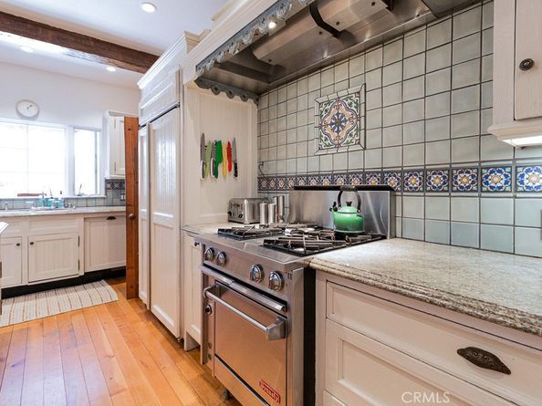 3524 Grand View Boulevard, Los Angeles CA 90066