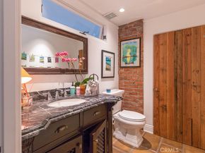 3524 Grand View Boulevard, Los Angeles CA 90066