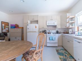 3524 Grand View Boulevard, Los Angeles CA 90066