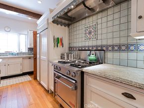 3524 Grand View Boulevard, Los Angeles CA 90066