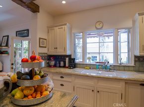 3524 Grand View Boulevard, Los Angeles CA 90066