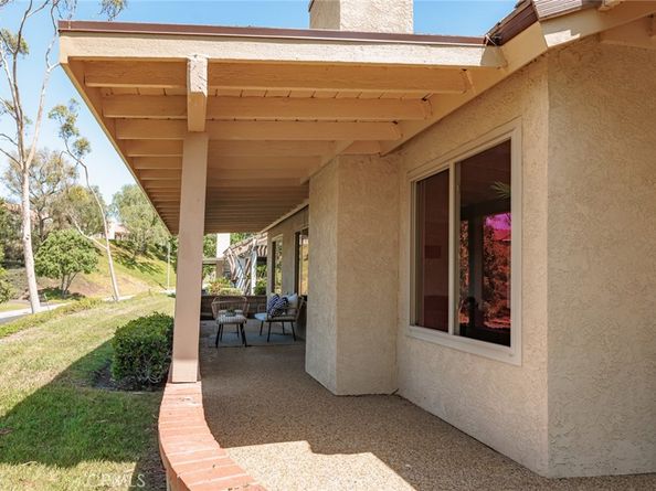 23586 Villena, Mission Viejo CA 92692