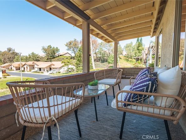 23586 Villena, Mission Viejo CA 92692