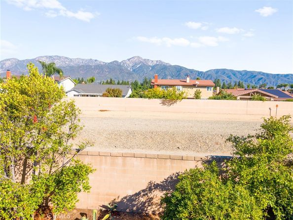 10650 Grandview, Rancho Cucamonga CA 91701