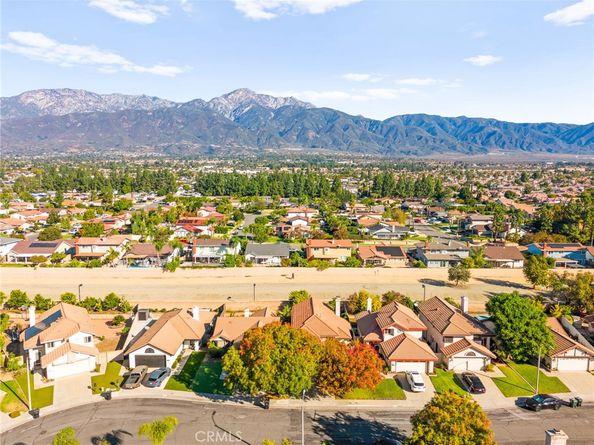 10650 Grandview, Rancho Cucamonga CA 91701