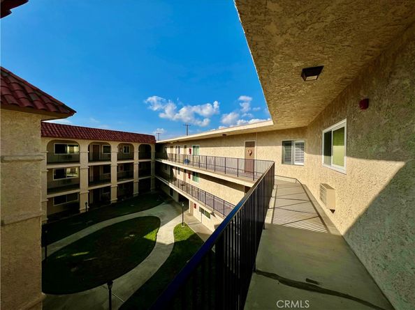 3010 Montrose 33, La Crescenta CA 91214