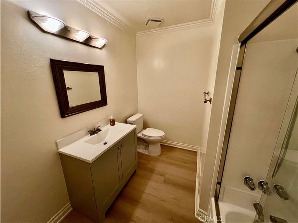 3010 Montrose 33, La Crescenta CA 91214