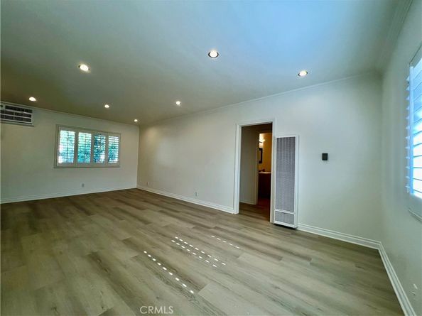 3010 Montrose 33, La Crescenta CA 91214