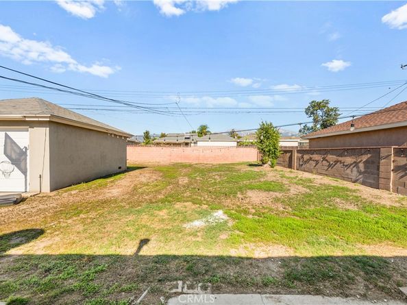 816 W G, Ontario CA 91762