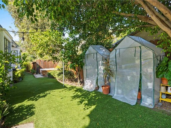 3209 Bennett Drive, Los Angeles CA 90068