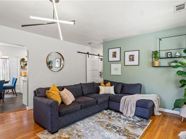 3209 Bennett Drive, Los Angeles CA 90068