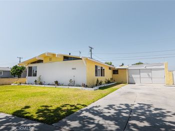 5835 Los Santos Way