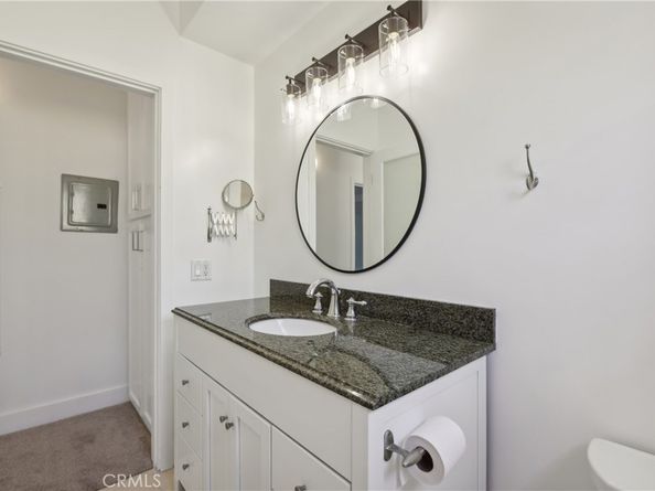 2325 Kansas Avenue 20, Santa Monica CA 90404