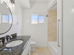 2325 Kansas Avenue 20, Santa Monica CA 90404