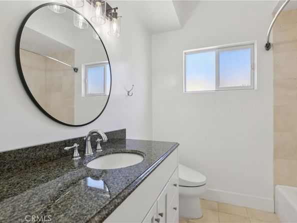 2325 Kansas Avenue 20, Santa Monica CA 90404