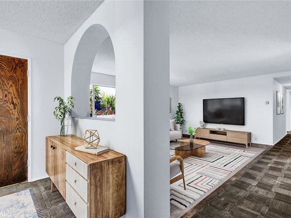 4637 W 132nd Street, Hawthorne CA 90250