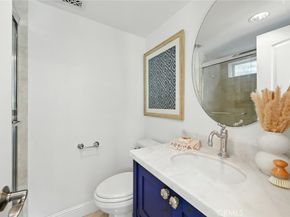 213 Seaview Street, Manhattan Beach CA 90266