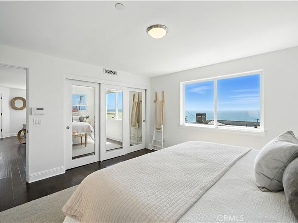 213 Seaview Street, Manhattan Beach CA 90266