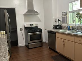 3432 Larissa Drive, Los Angeles CA 90026