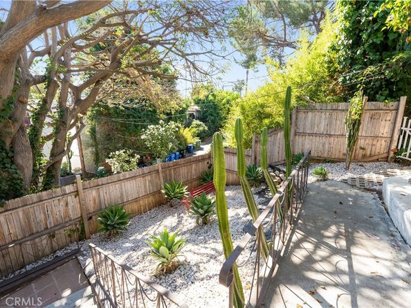3432 Larissa Drive, Los Angeles CA 90026