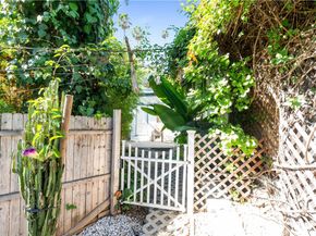 3432 Larissa Drive, Los Angeles CA 90026