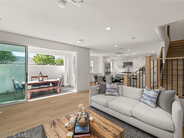 2127 Cresta, Newport Beach CA 92660