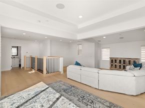 2127 Cresta, Newport Beach CA 92660