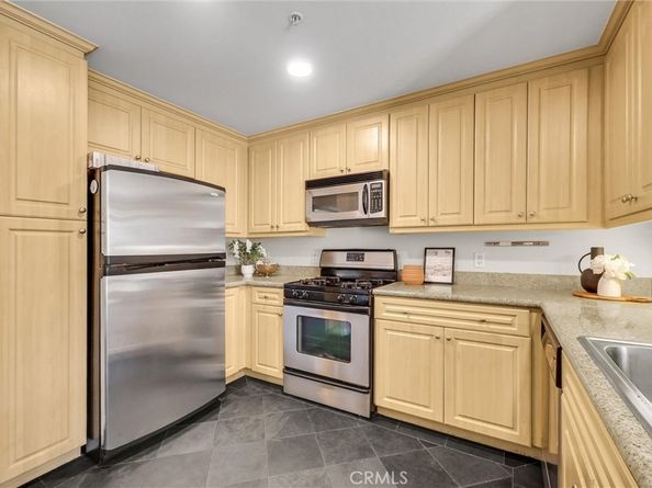 3300 Watermarke Place, Irvine CA 92612