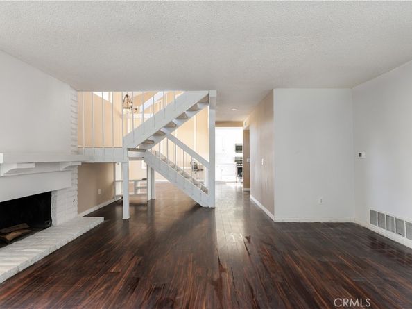 2512 N Tustin D, Santa Ana CA 92705