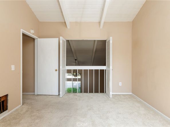 2512 N Tustin D, Santa Ana CA 92705