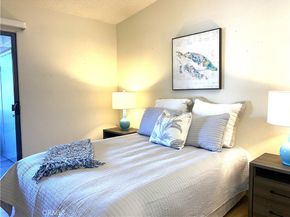 13265 Del Monte Dr., M12-35E, Seal Beach CA 90740