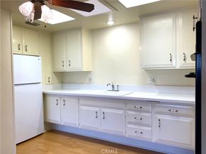 13265 Del Monte Dr., M12-35E, Seal Beach CA 90740