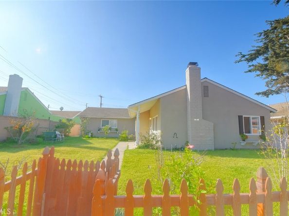 17451 Newland, Huntington Beach CA 92647