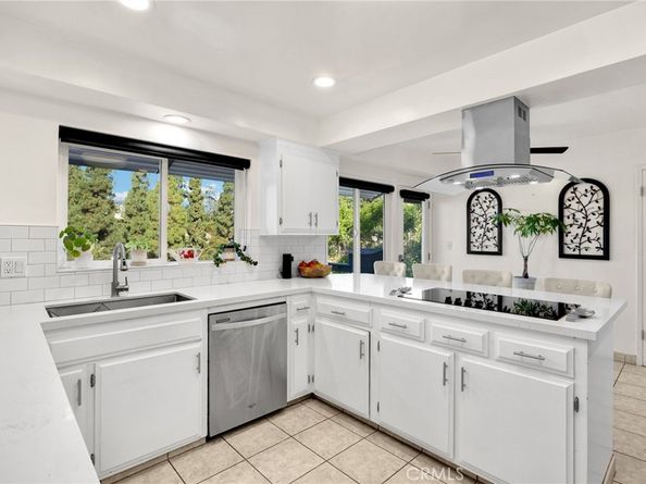 6769 Hillside, Whittier CA 90602