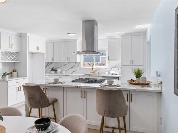 14032 Woodlawn, Tustin CA 92780