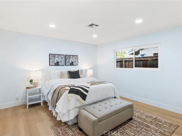 14032 Woodlawn, Tustin CA 92780