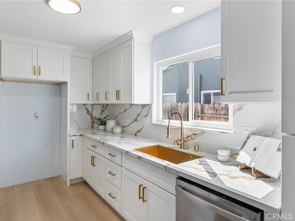 14032 Woodlawn, Tustin CA 92780