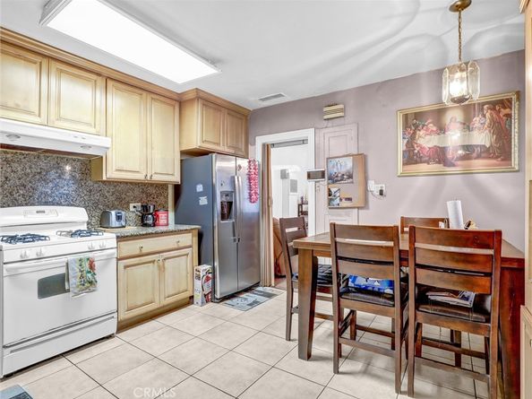 405 S Ward, Compton CA 90221